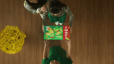 TVC Tết 2024 7UP: Tết tròn gắn kết