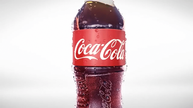 TVC: Trao Coca-cola, cả nhà vui thả ga