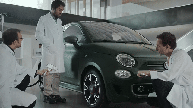 TVC hài hước của Fiat 500: “Tested for bad boy”