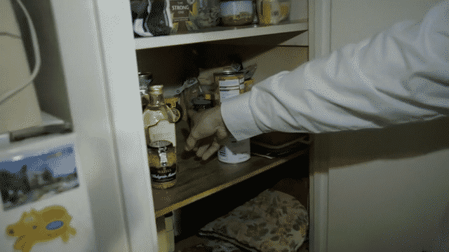 TVC quảng bá bơ Marmite với phong cách điều tra phá án