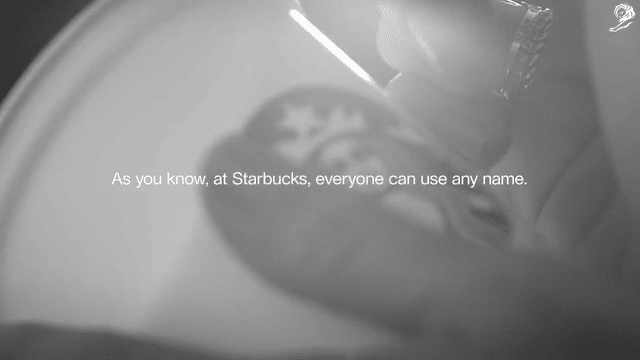 Chiến dịch “I Am của Starbucks biến cửa hàng thành văn phòng công chứng giúp người chuyển giới đổi tên