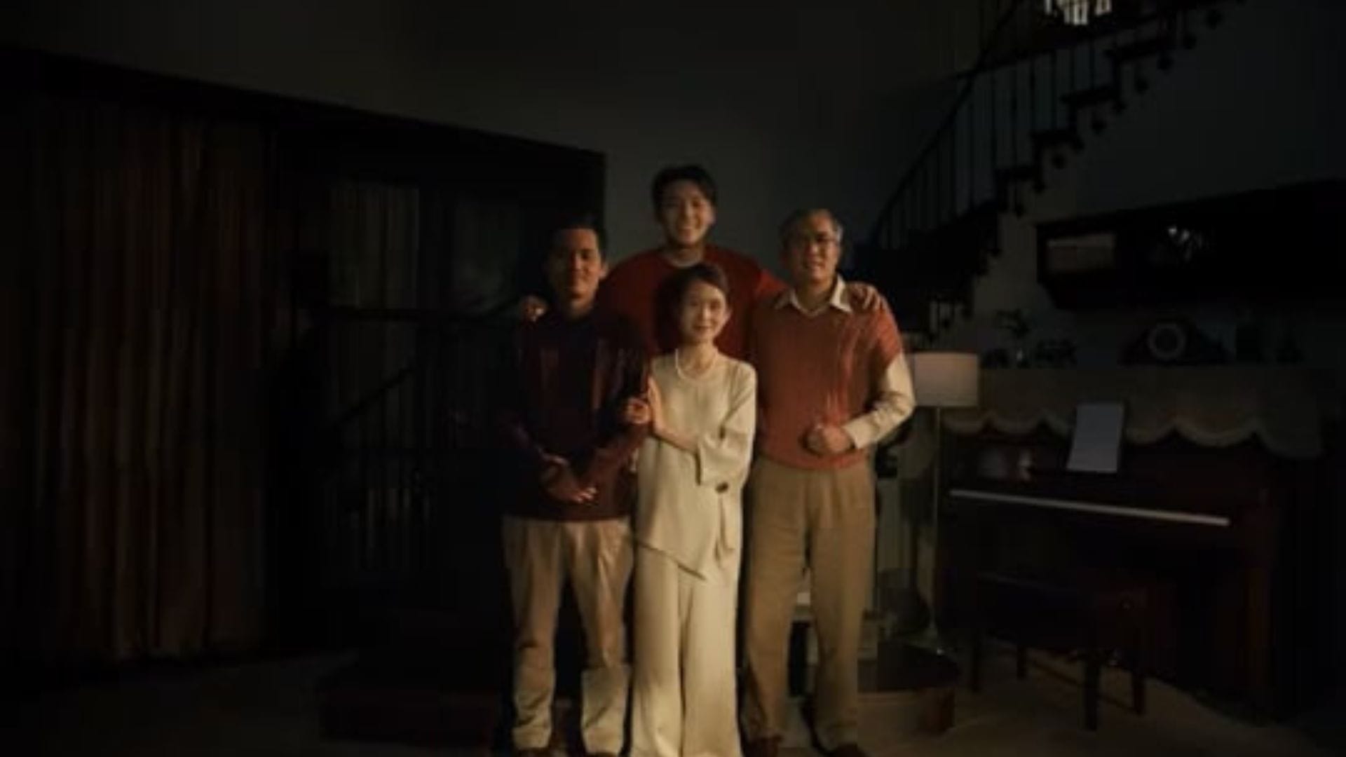 https://pod2.brvn.vn/media/2026/02/AIA-Vie----t-Nam_----Kha--m-tinh-hoa--Vu----ng-di-sa--n----low.gif